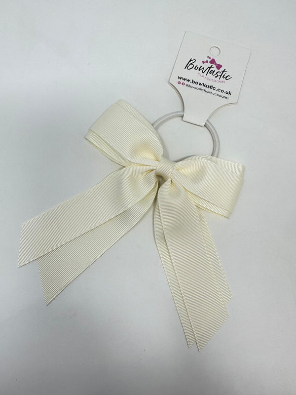 4.5 Inch Tail Bow Bobble - Antique White