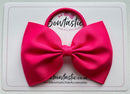 4.5 Inch Tuxedo Bow Bobble - Shocking Pink