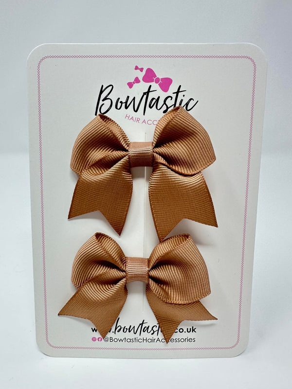 2.5 Inch Tail Bows - Natural - 2 Pack