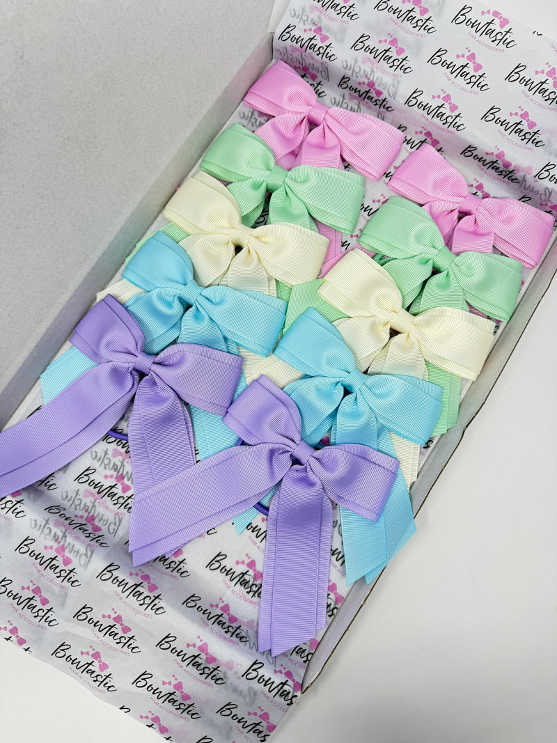 Bow Set - 4.5 Inch Bobbles - 10 Pack - Tulip, Pastel Green, Antique White, Ocean Blue, Light Orchid