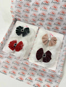 Christmas Bow Set - 4 x 4.5 inch Fluffy Bows