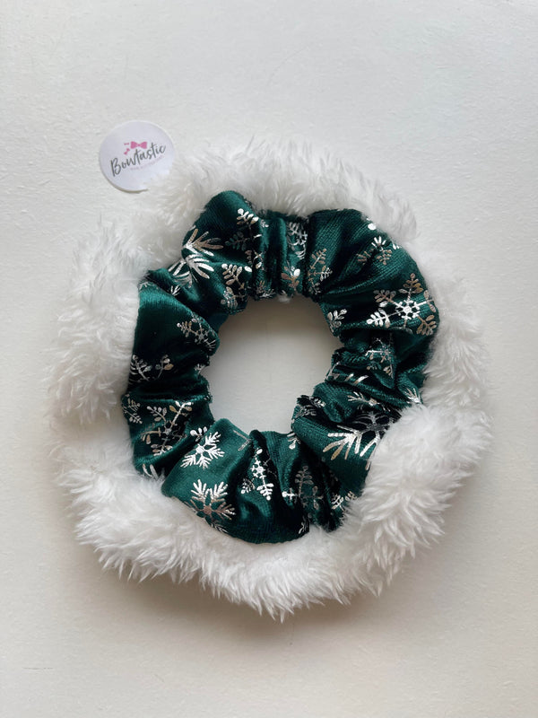 Christmas - Fluffy Velvet Scrunchie - Green & Silver Snowflake