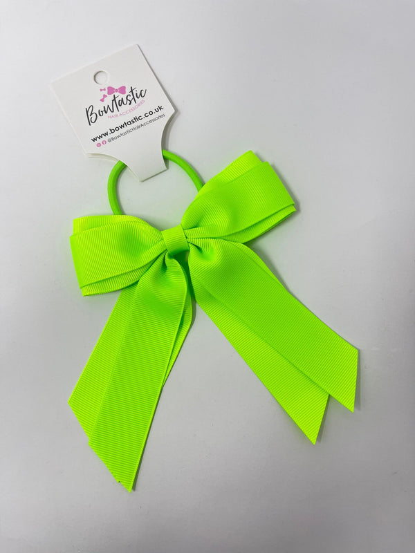 4.5 Inch Tail Bow Bobble - Key Lime