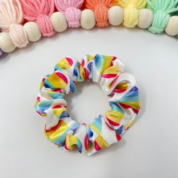 Mini Velvet Scrunchie - Rainbow Heart
