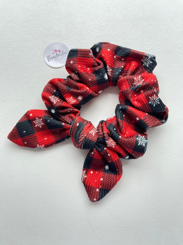 Christmas - Ribbed Bunny Ear Scrunchie - Red/Black Tartan Snowflake