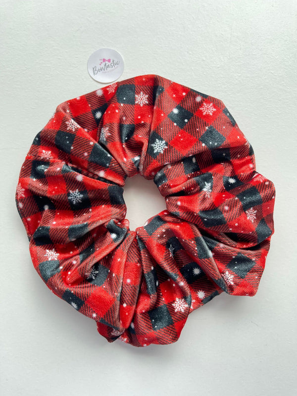 Christmas - XL Scrunchie - Red/Black Tartan Snowflake